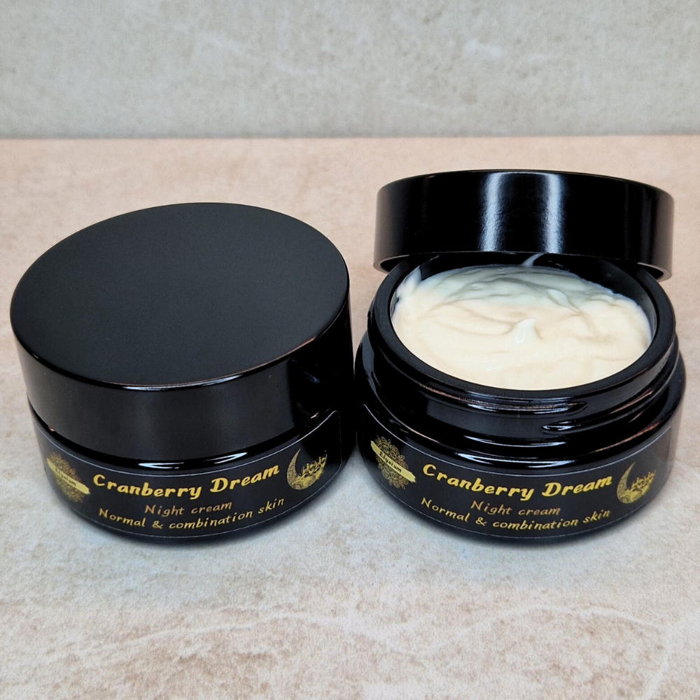 Cranberry Dream – Wake Up to Radiant, Rejuvenated Skin